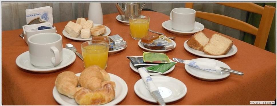 רקונקיסטה Hotel San Martin מראה חיצוני תמונה